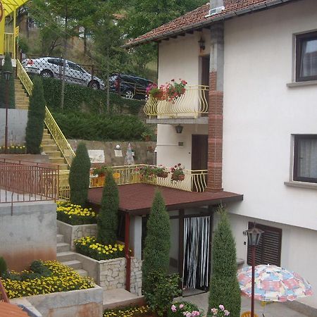 Guest House Rusalka Shipkovo  ภายนอก รูปภาพ