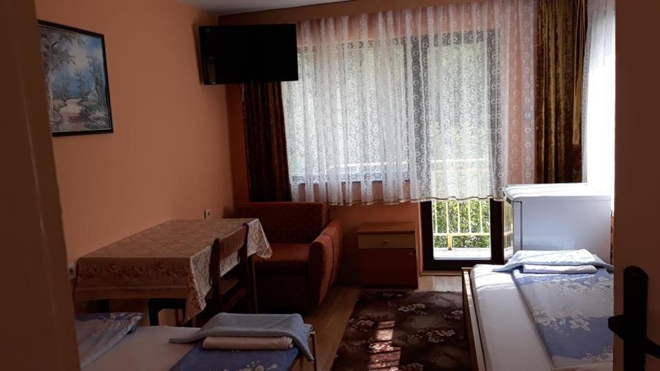 Guest House Rusalka Shipkovo  ภายนอก รูปภาพ